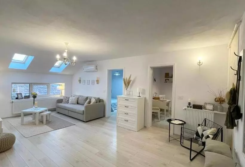 Apulum Apartment