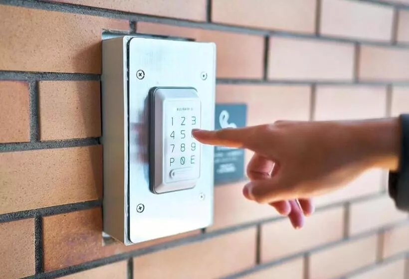 پانسیون Rakuten Stay Naha Miebashi Twin Room