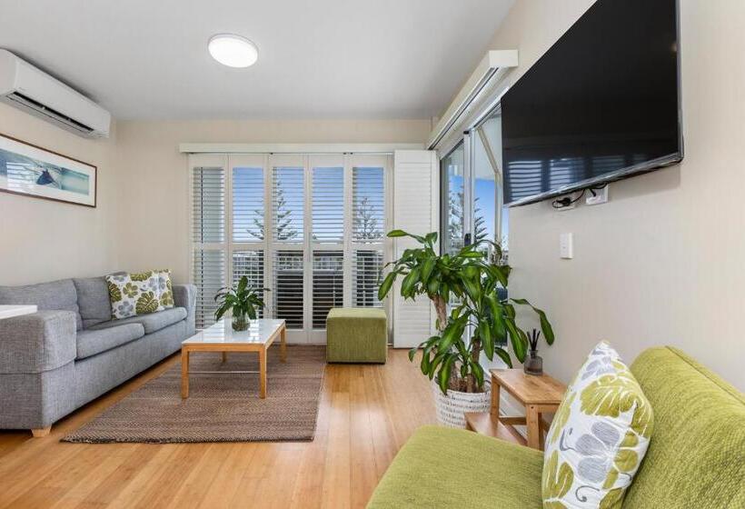 Resort Salt   2brm Apartment With Spa Bath And Ocean Views