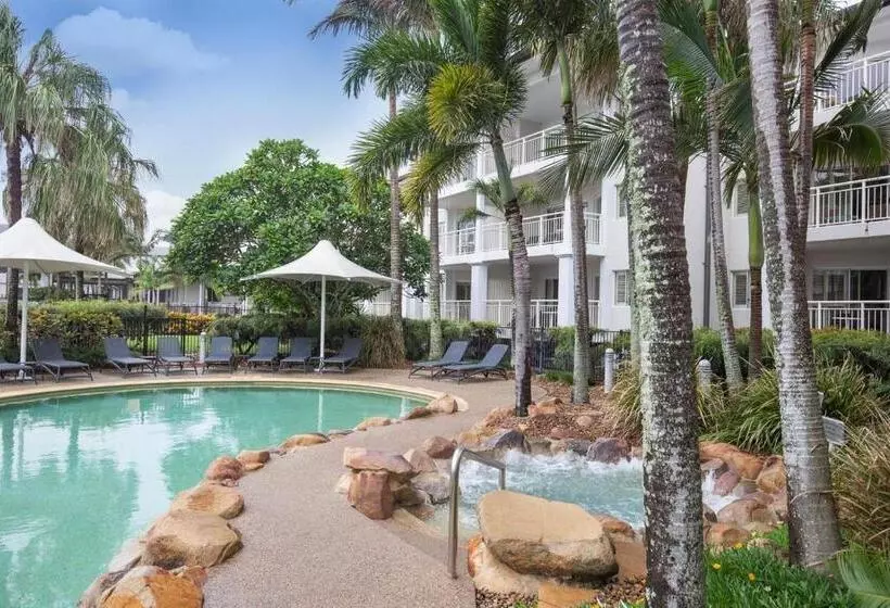 Lomakeskus Salt   2brm Apartment With Spa Bath And Ocean Views