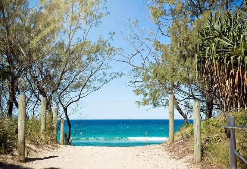 Lomakeskus Salt   2brm Apartment With Spa Bath And Ocean Views