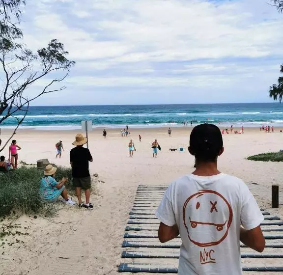 Lomakeskus Salt   2brm Apartment With Spa Bath And Ocean Views