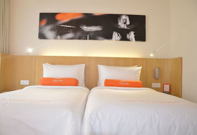 Harris Hotel Raya Kuta