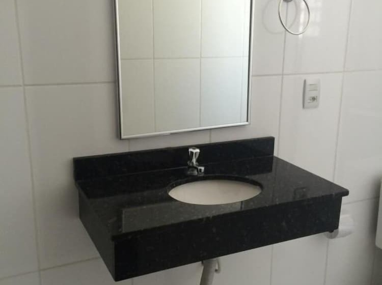 هتل Castro Mendes