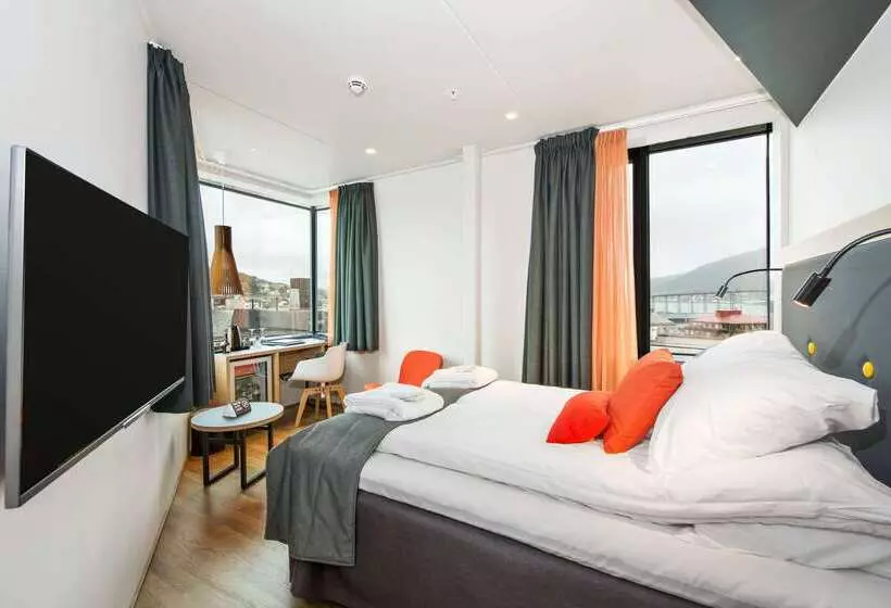 Clarion Hotel The Edge