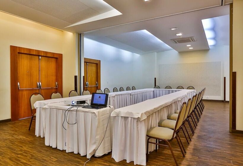 هتل Flat Beach Class Executive