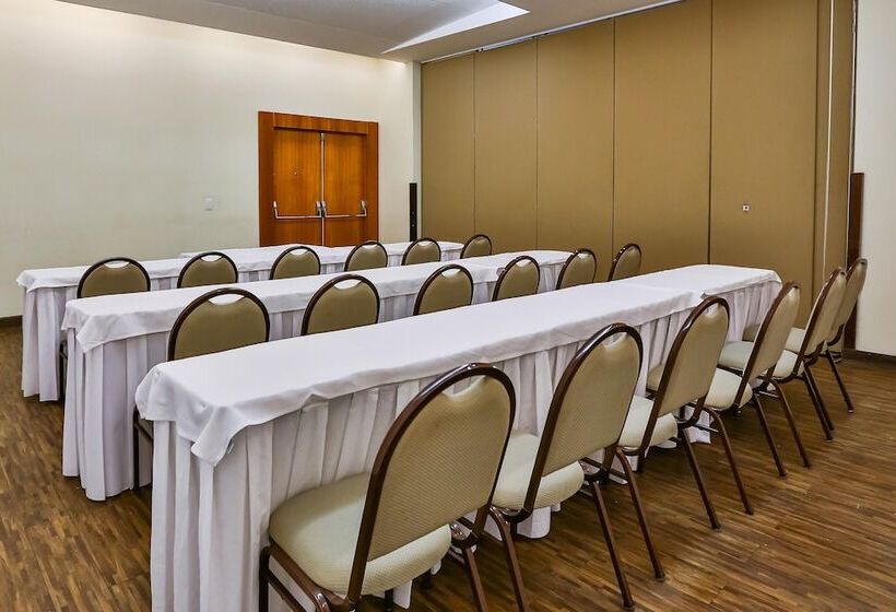 هتل Flat Beach Class Executive