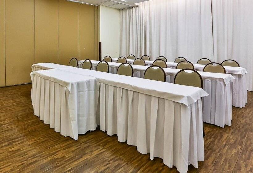 هتل Flat Beach Class Executive