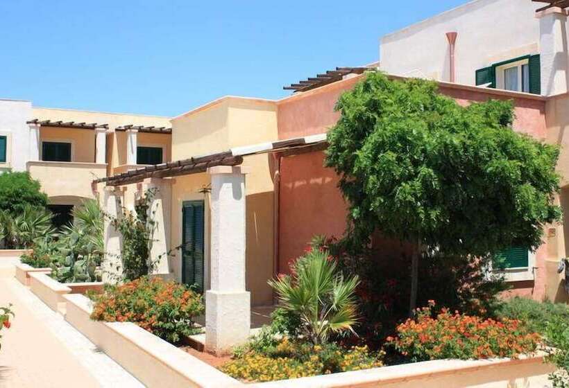 호텔 Villaggio Resort Arco Del Saracino