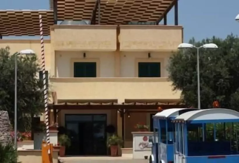 酒店 Villaggio Resort Arco Del Saracino
