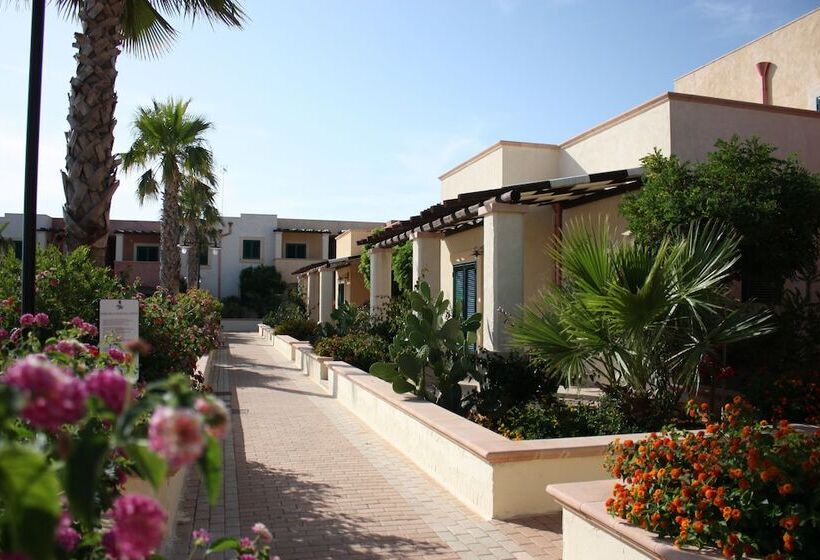 호텔 Villaggio Resort Arco Del Saracino
