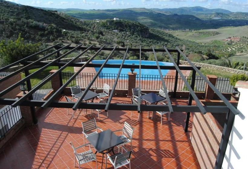 Hotel Rural Los Tadeos