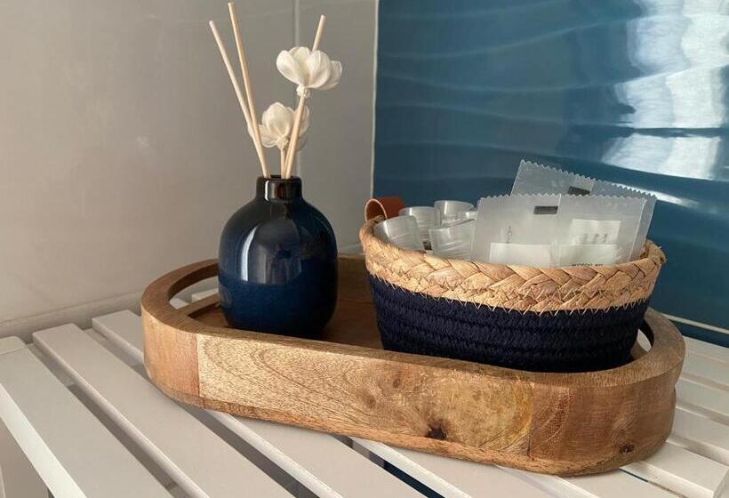 Agm Suite Rome Airport Fco Fiumicino Mare