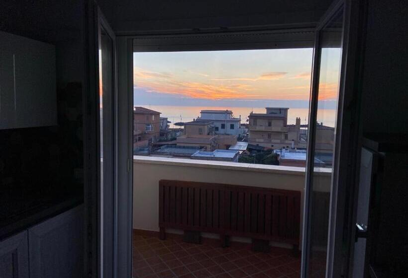 Agm Suite Rome Airport Fco Fiumicino Mare