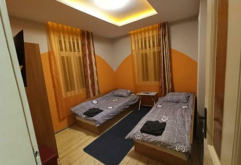 بنسيون къща