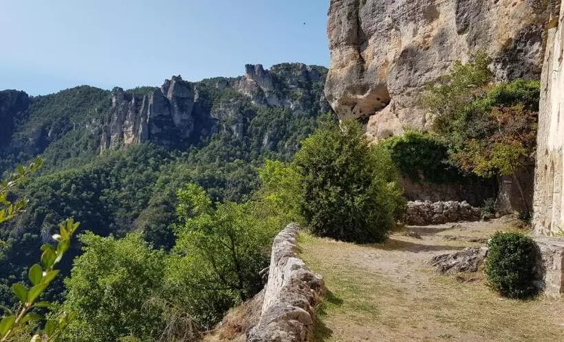 ペンション Le Mas Rolland   Piscine & Spa   Millau Gorges Du Tarn