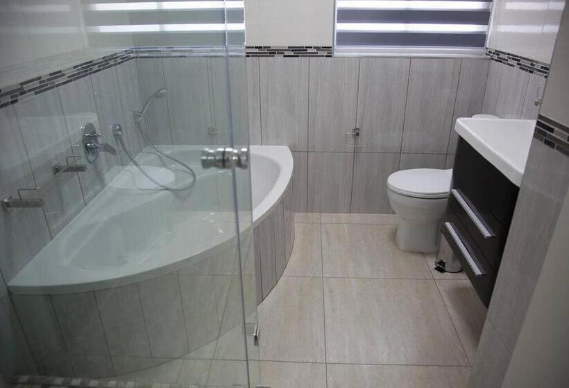 902 Marbella Umhlanga