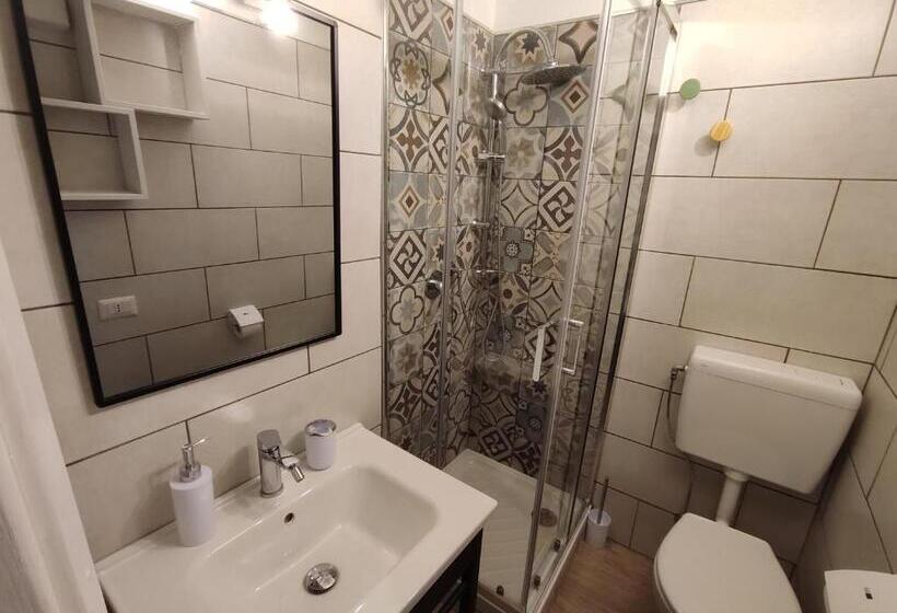 تختخواب و صبحانه Giubbonari Street