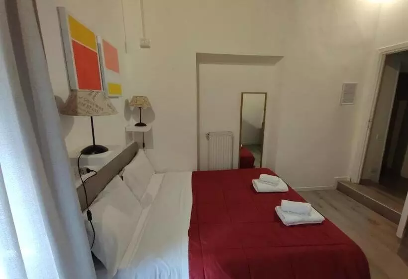 تختخواب و صبحانه Giubbonari Street