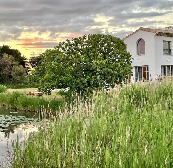 تختخواب و صبحانه Mas Du Couvin, Maison D Hôtes En Camargue