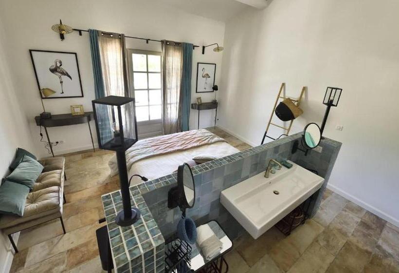 تختخواب و صبحانه Mas Du Couvin, Maison D Hôtes En Camargue