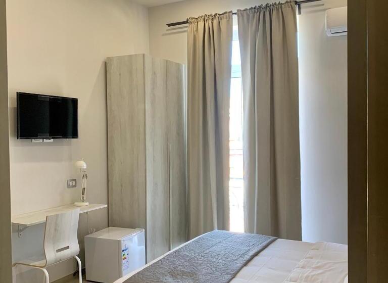 تختخواب و صبحانه Naptown Rooms