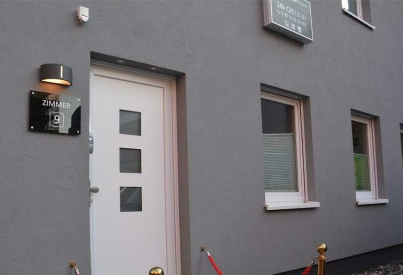 H&h Studio Apartments Im Zentrum Jedes Apartment Mit Küchenzeilen   24h Check In