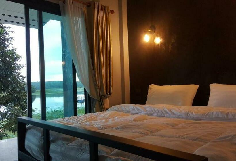 酒店 บาย เดอะแดม คาเฟ่ แอนด์ ฟาร์มสเตย์ By The Dam Cafe And Farmstay