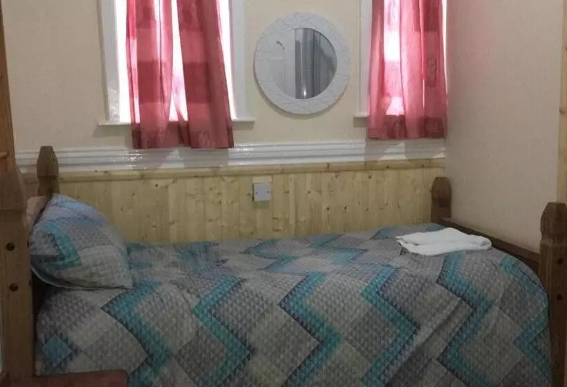 Hotelli Lennard House