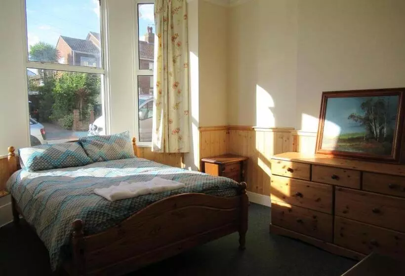 Hotelli Lennard House