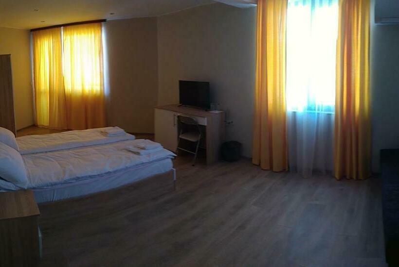 膳宿费 стаи за гости праматарови огняново