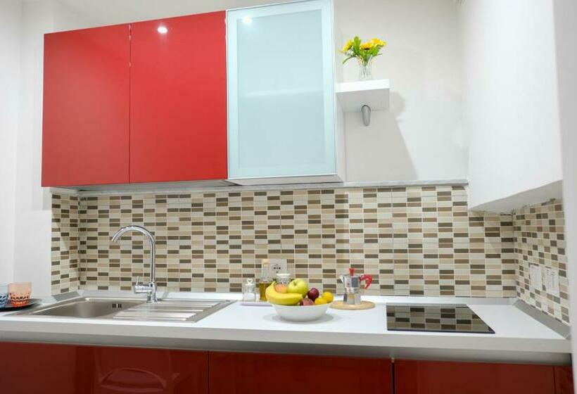 تختخواب و صبحانه La Fenice