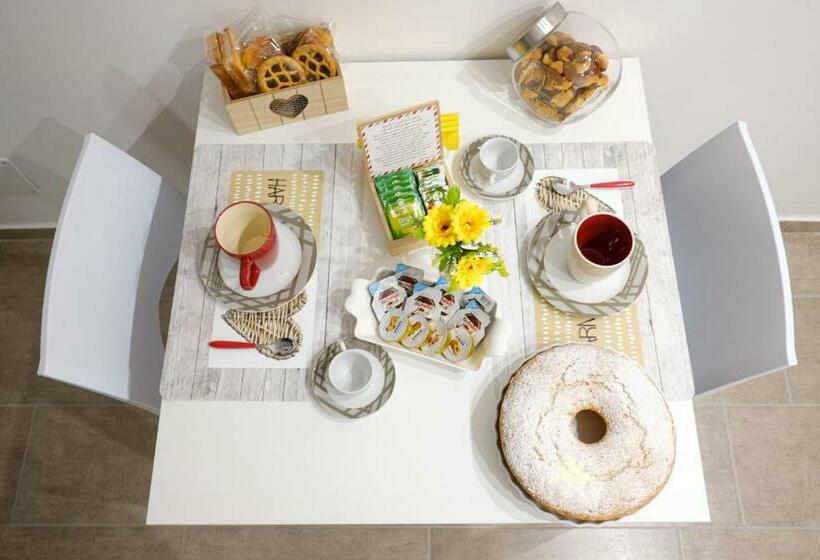 تختخواب و صبحانه La Fenice