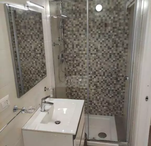 تختخواب و صبحانه Mareluna Rooms