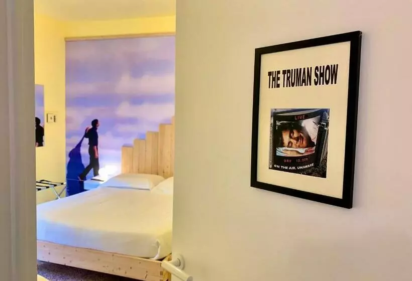تختخواب و صبحانه Red Carpet Rooms