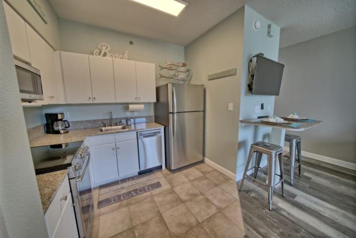 Deluxe Beachfront Studio, Shores Of Panama New And Renovated