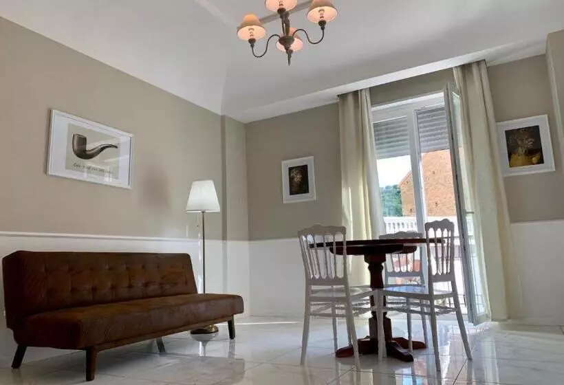 ペンション Cilento Suite Louis Xxii