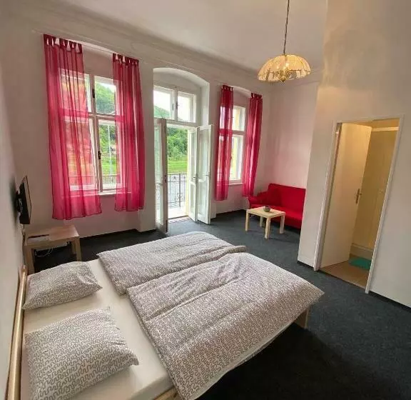 Majatalo Penzion Hřensko