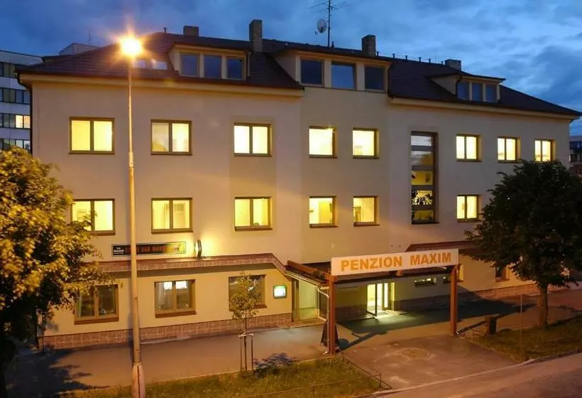 ペンション Penzion Maxim