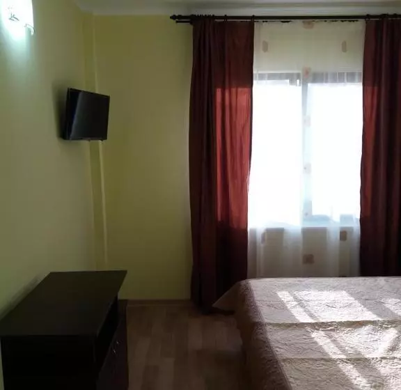 Pensiunea Cireșul Alb