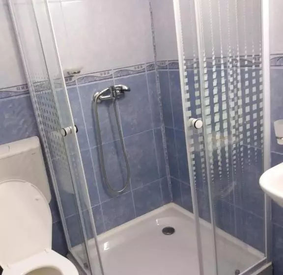 Pensiunea Cireșul Alb