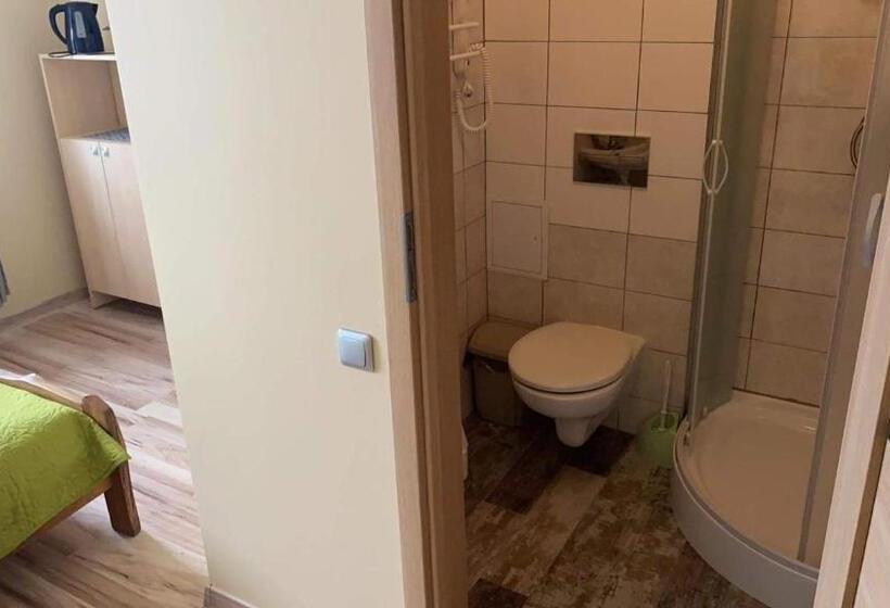 هاستل Babilonas