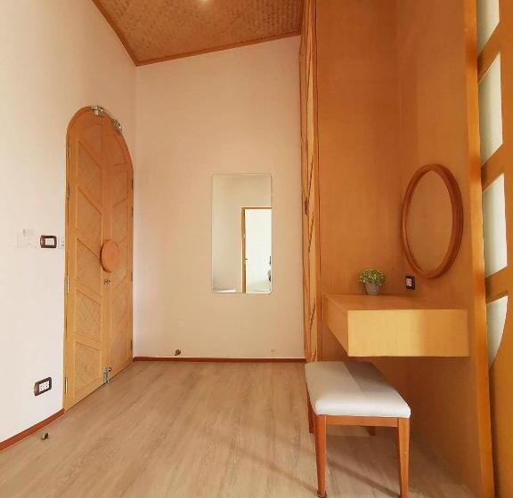 هاستل Pannana Cha Am