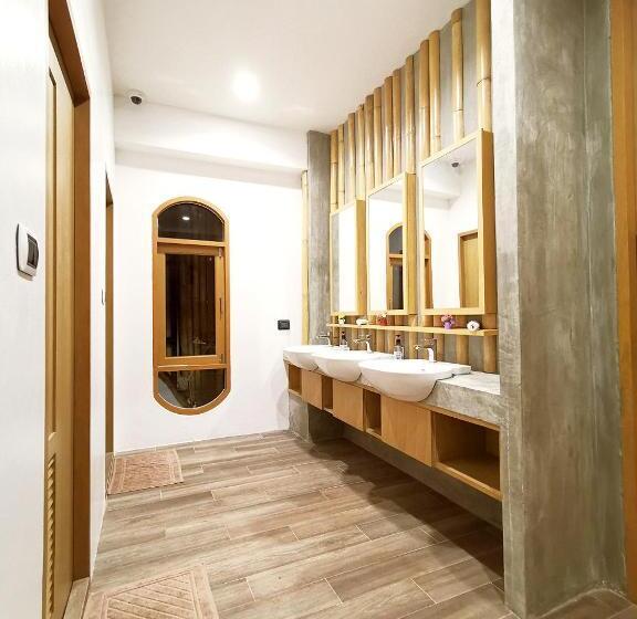 هاستل Pannana Cha Am