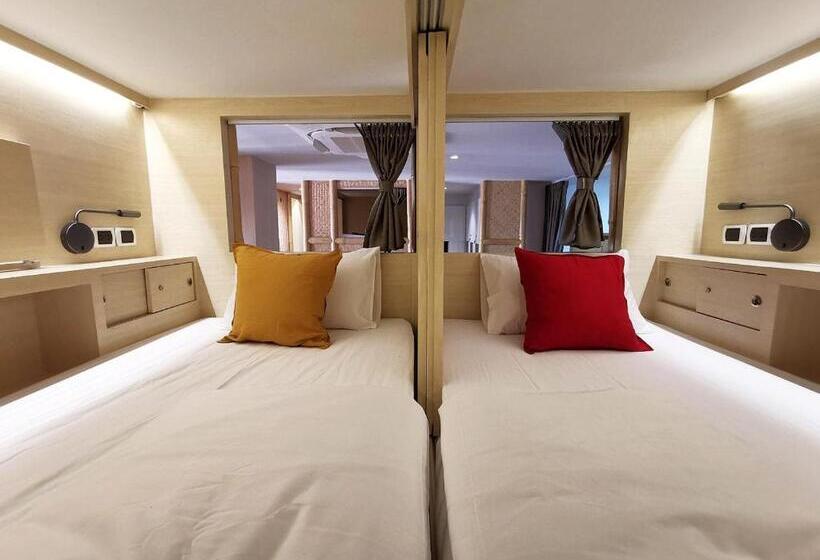 هاستل Pannana Cha Am