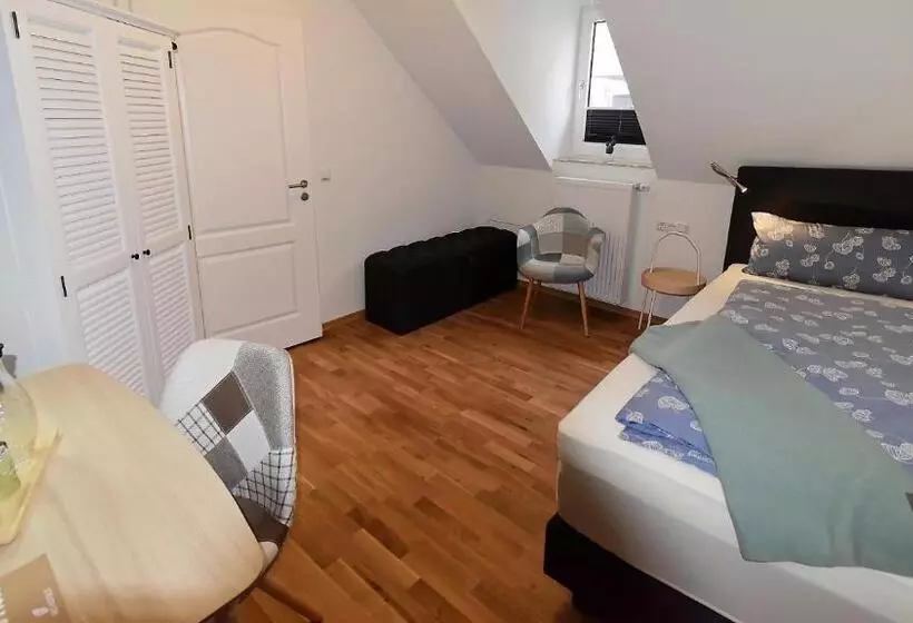 Aamiaismajoitus (B&B) Haus Wopke