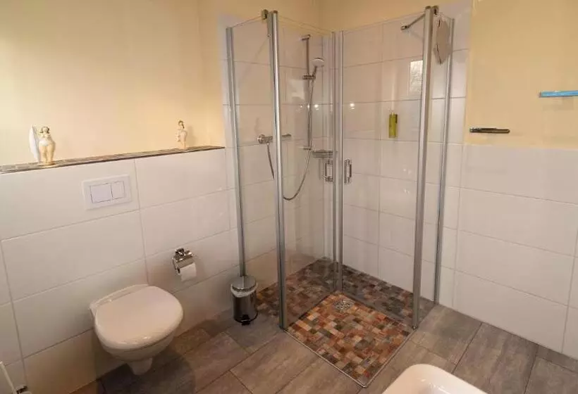 Aamiaismajoitus (B&B) Haus Wopke