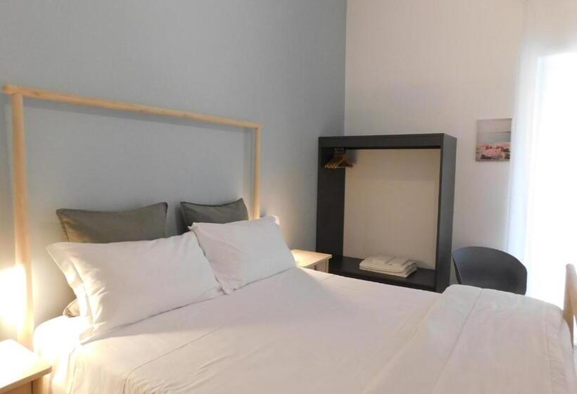 تختخواب و صبحانه Novantuno