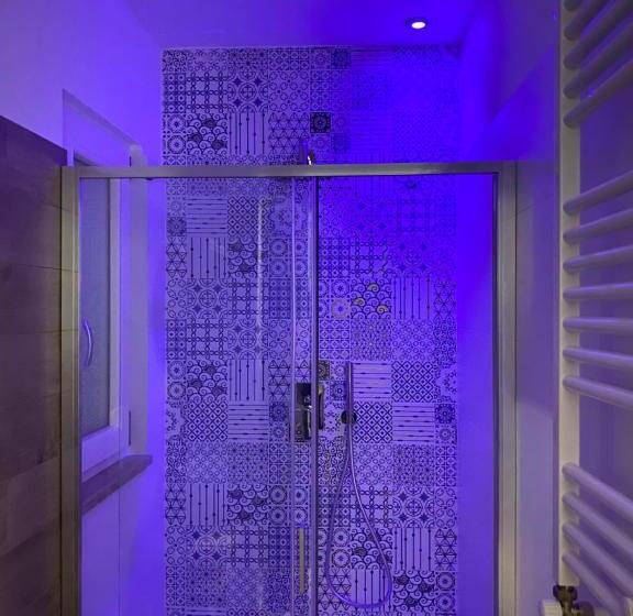 تختخواب و صبحانه Novantuno