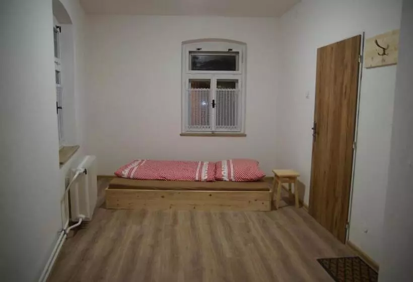 Aamiaismajoitus (B&B) U Broučků